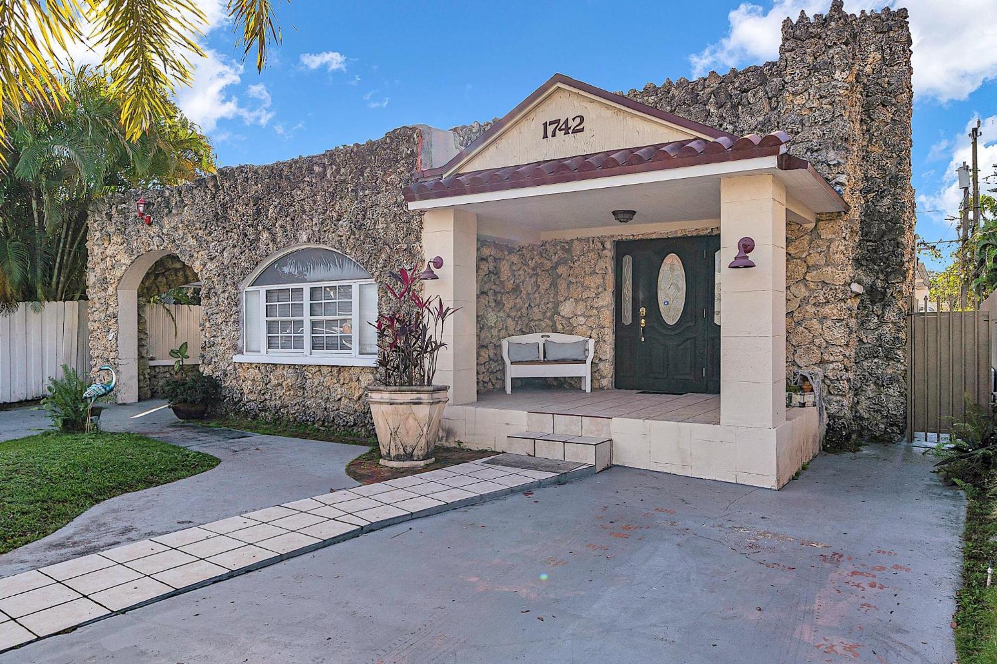 Private Room In Little Havana Μαϊάμι Εξωτερικό φωτογραφία